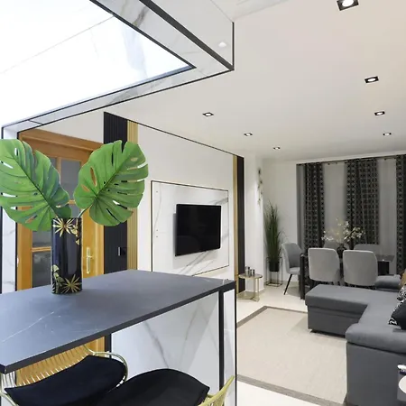 Exclusivo Centrico Con Parking Estrella De Ii アパート